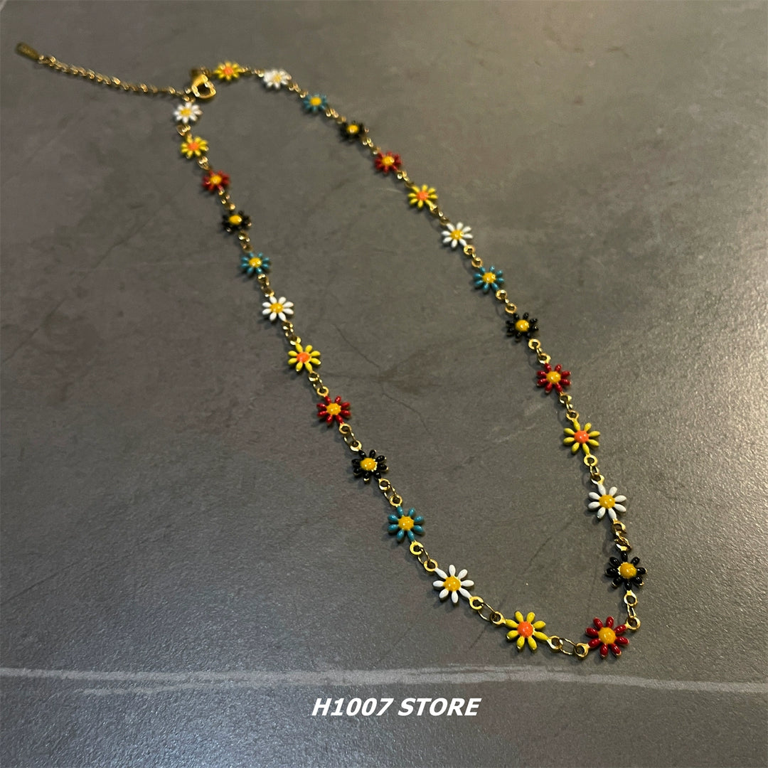 Daisy Patchwork Clavicle Necklace