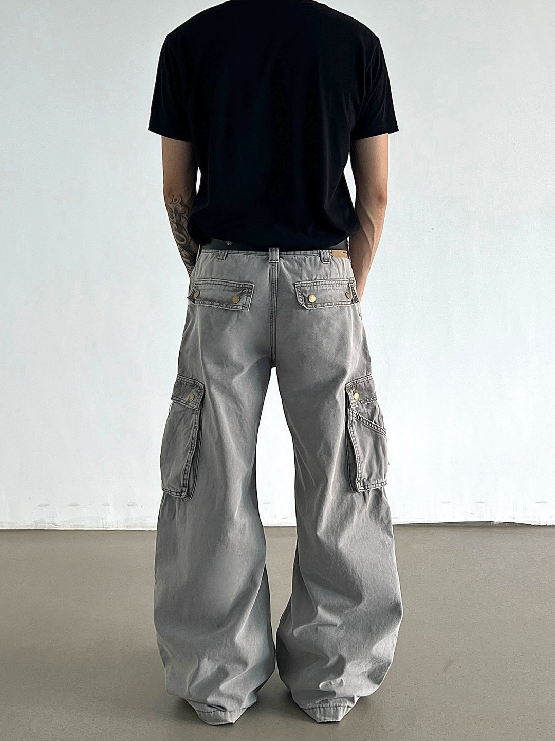 Distressed Wide-Leg Multi-Pocket Cargo Pants