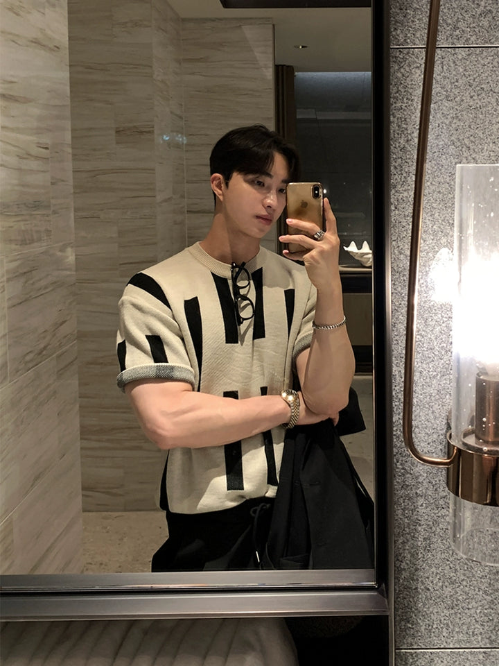 Knitted Short Sleeve Pullover