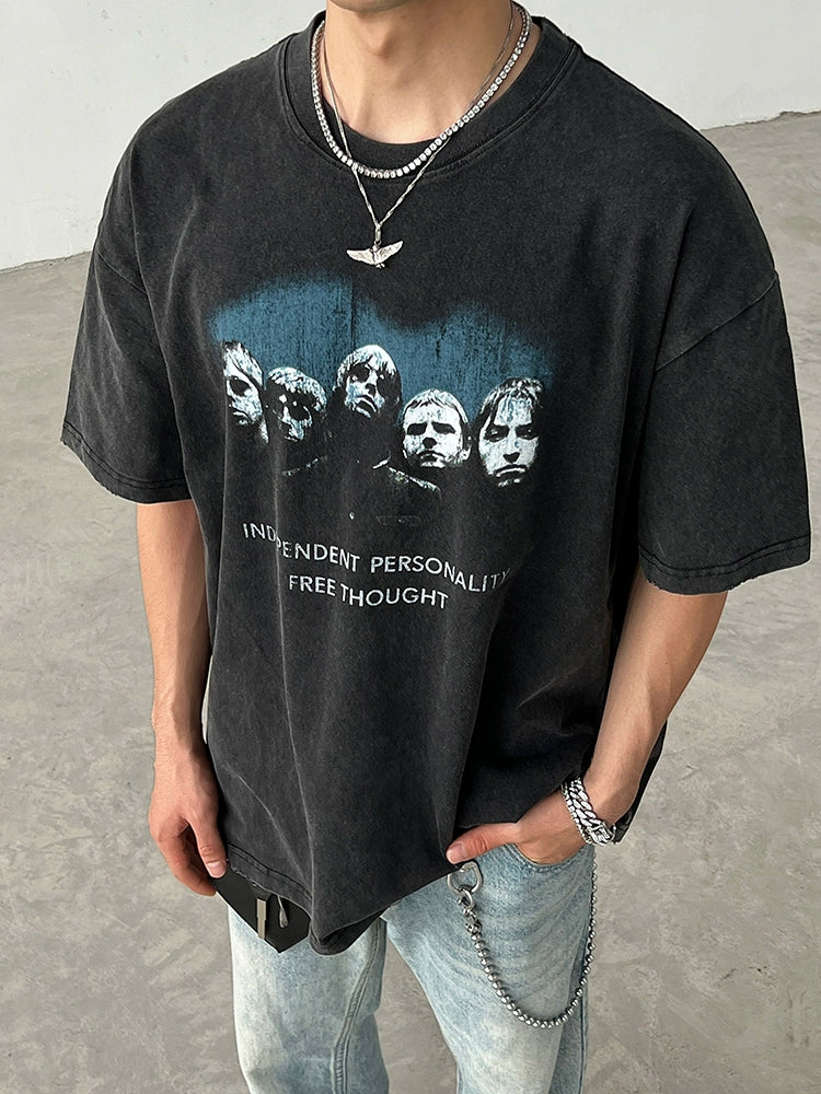 Zombie Graphic Distressed Loose Fit T-shirt