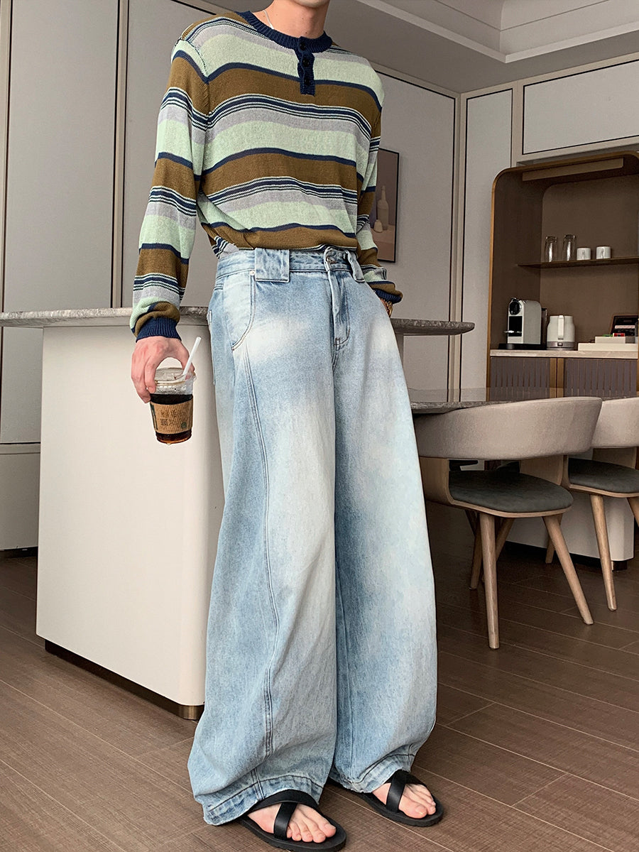 Wide-Leg Straight Fit Jeans