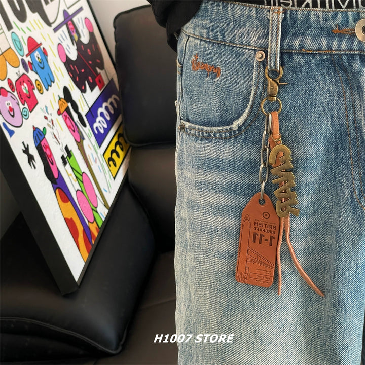 Accesorio de llavero con colgante de cadena de pantalones