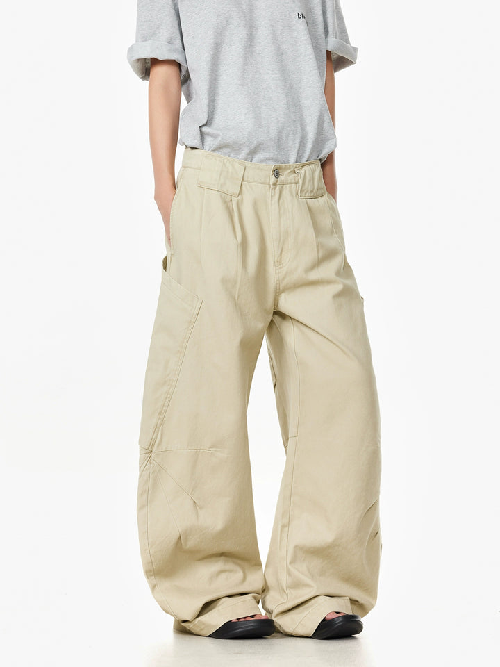 Wide-Leg Cargo Pants with Large Pockets