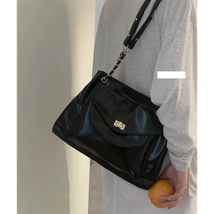 Large Capacity Chain Messenger Tote Bag