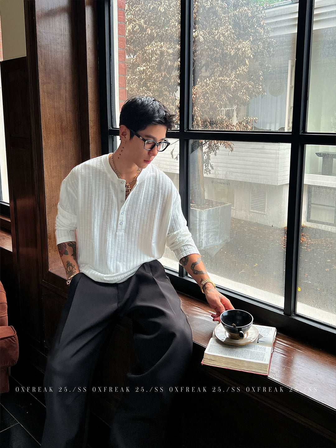 Textured Henley Collar Bottoming Shirt