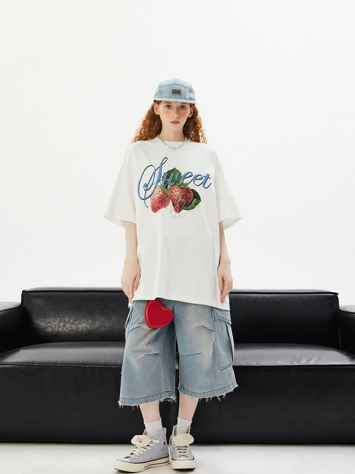 ストロベリープリントのルーズショートスリーブTシャツ