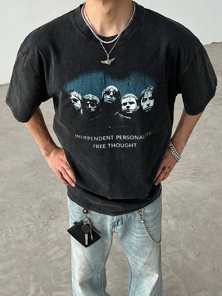 Zombie Graphic Distressed Loose Fit T-shirt