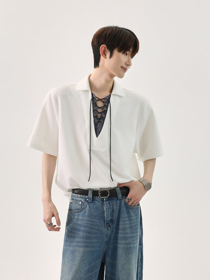 Camisa Polo Casual com Decote em V e Cadarço
