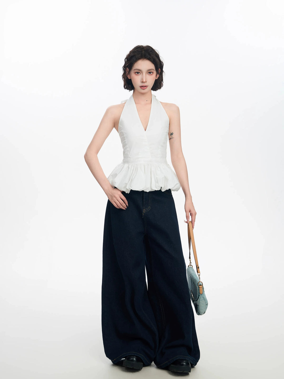 Halter Neck Lace Peplum Camisole Top