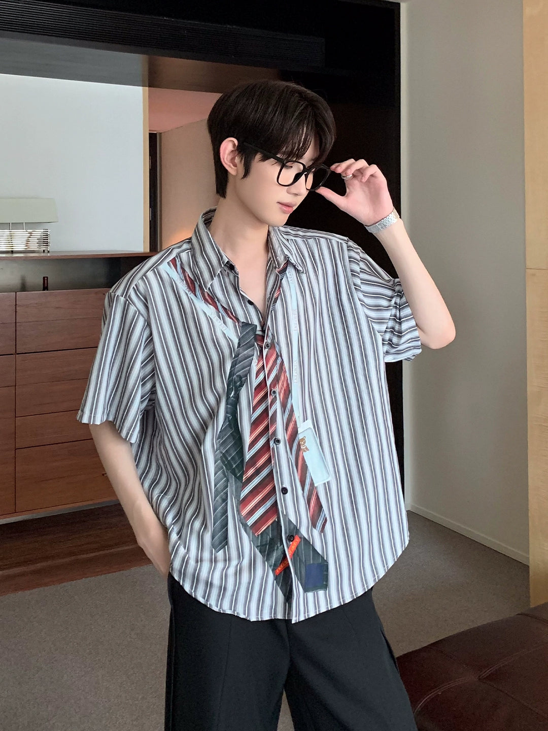 Creative Tie Print Short Sleeve Shirt