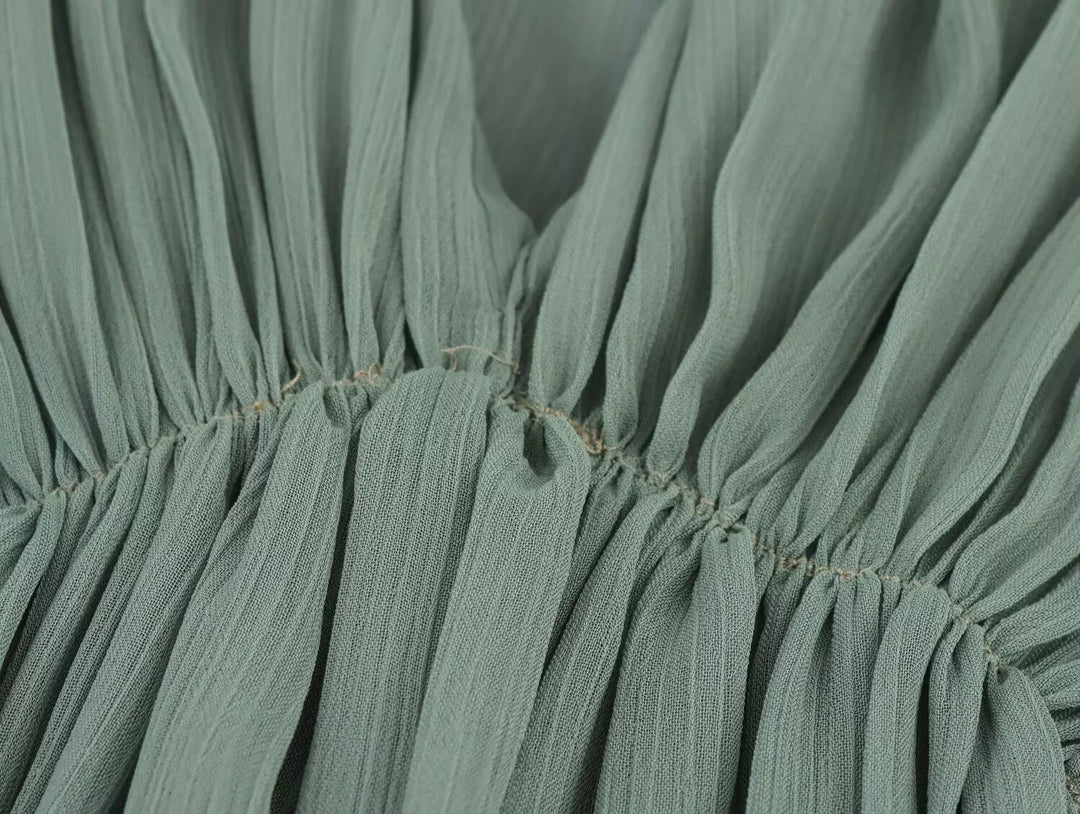 فستان ماكسي بأكمام طويلة وخصر مرن