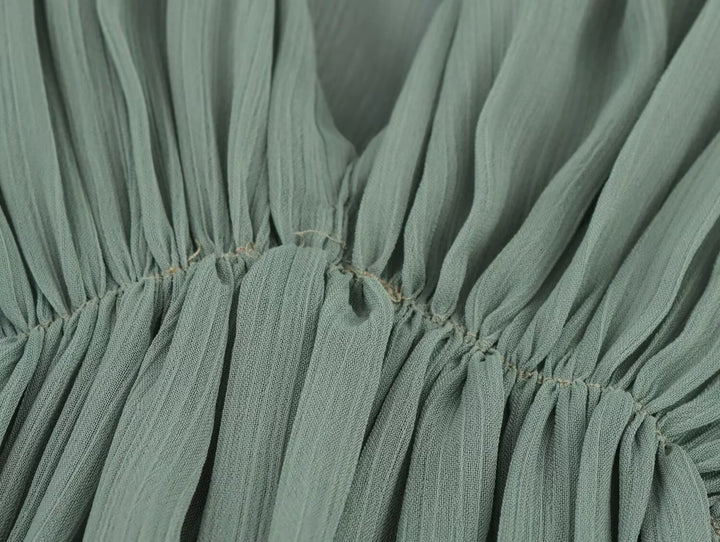 فستان ماكسي بأكمام طويلة وخصر مرن