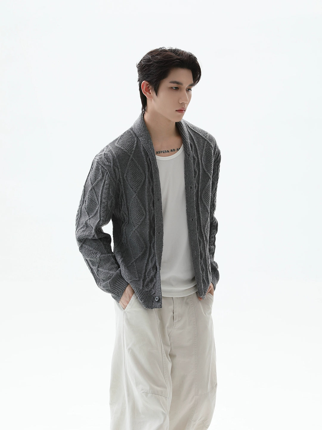 Kabelstickad tröja cardigan imitation av alpacka