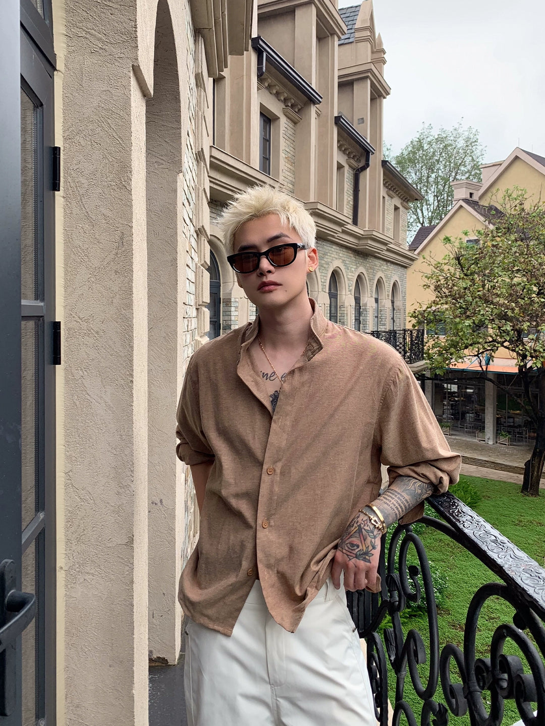 Camisa de Lino Retro de Manga Larga con Cuello Alto