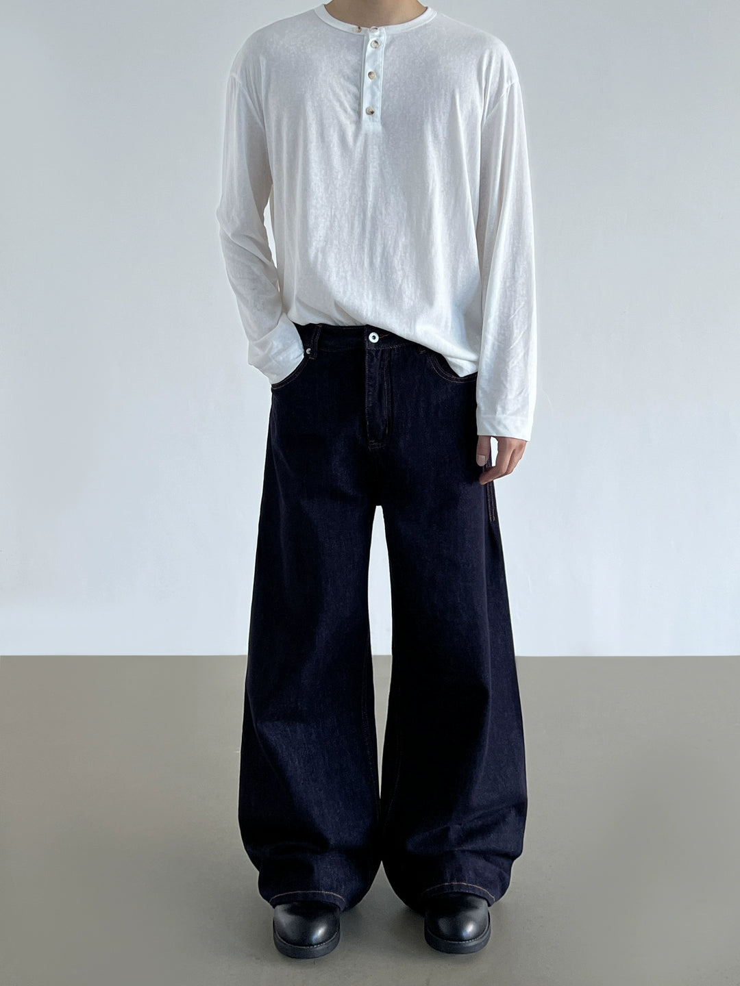 Loose Casual Wide-Leg Jeans
