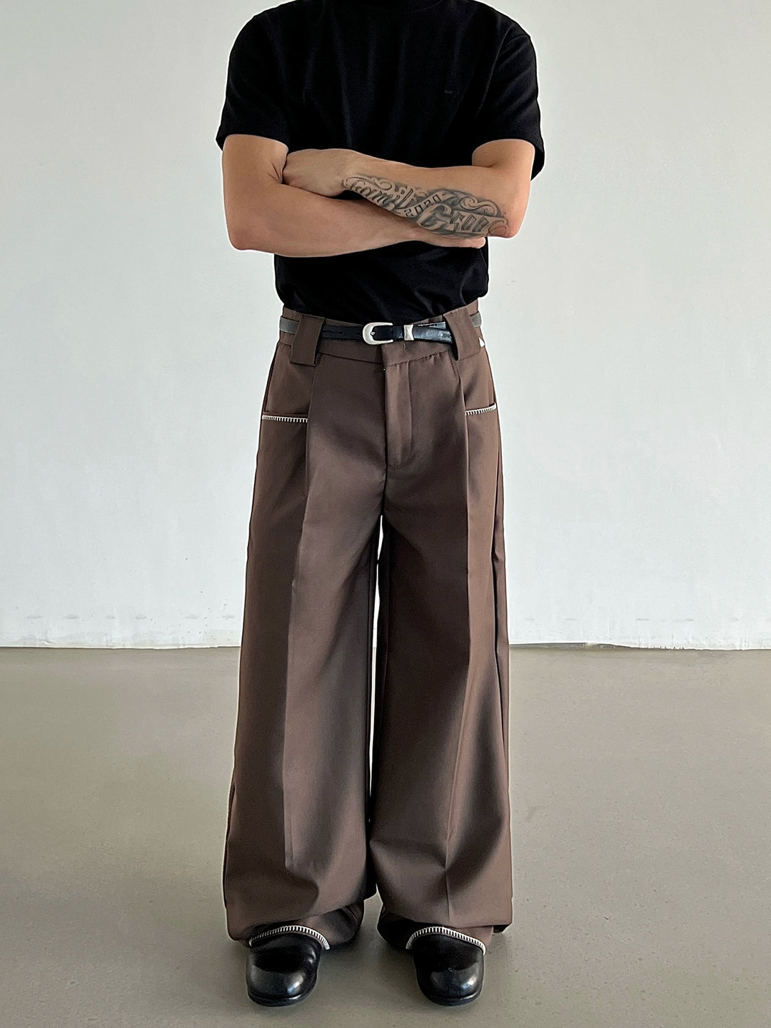 Stitch Detail Straight Drape Casual Pants
