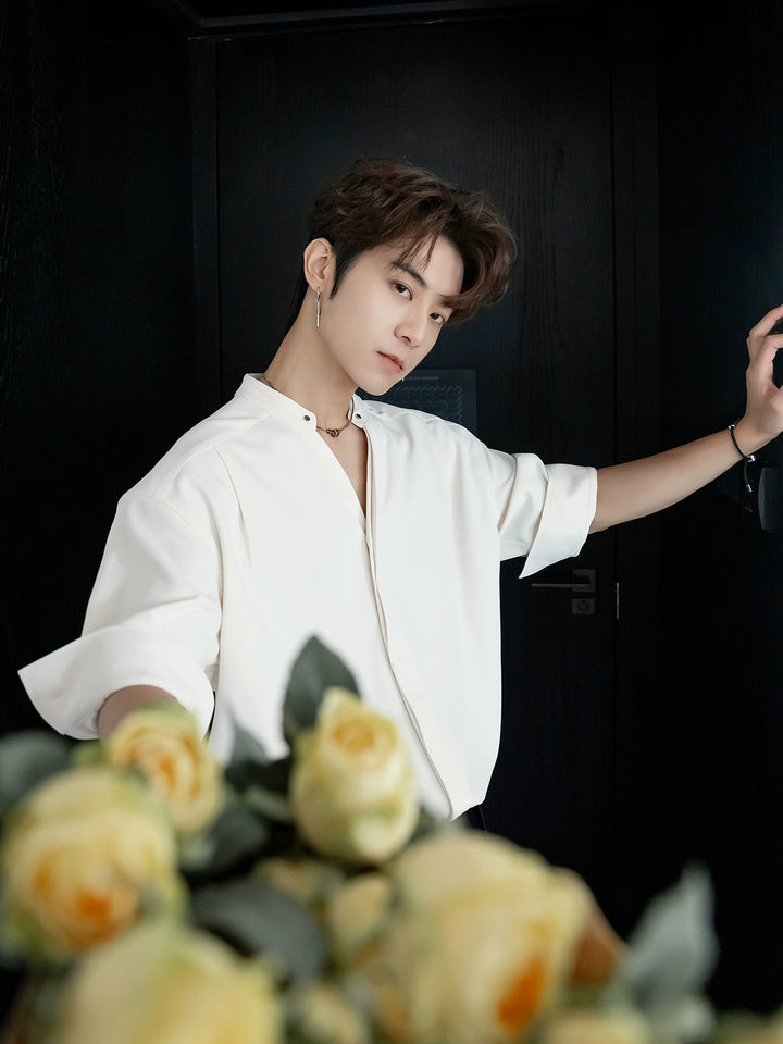 Stand Collar V-Neck Mid-Sleeve Shirt