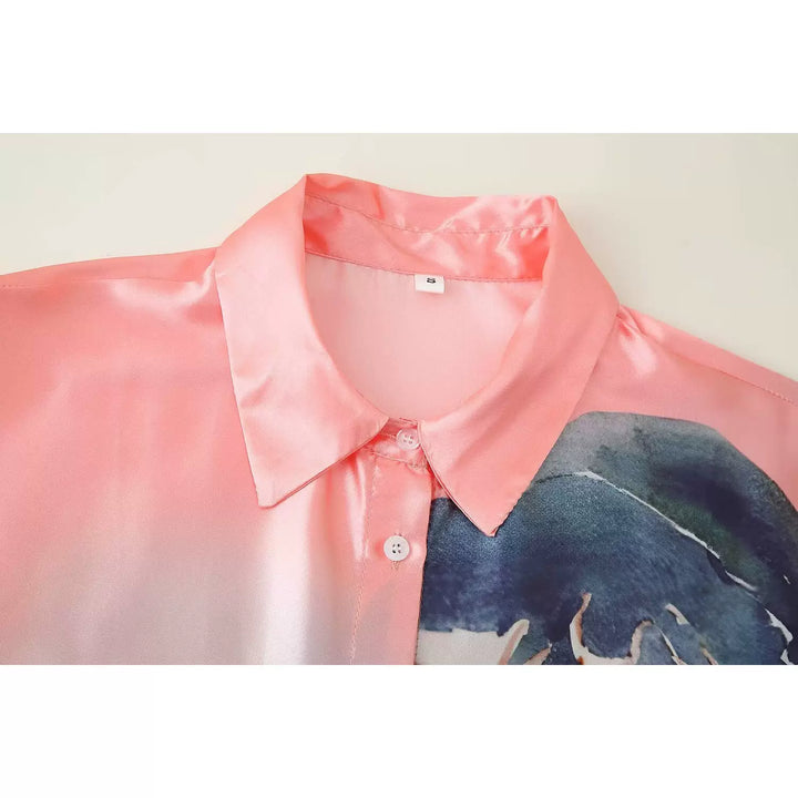 قميص بطباعة بأكمام طويلة وياقة وسروال