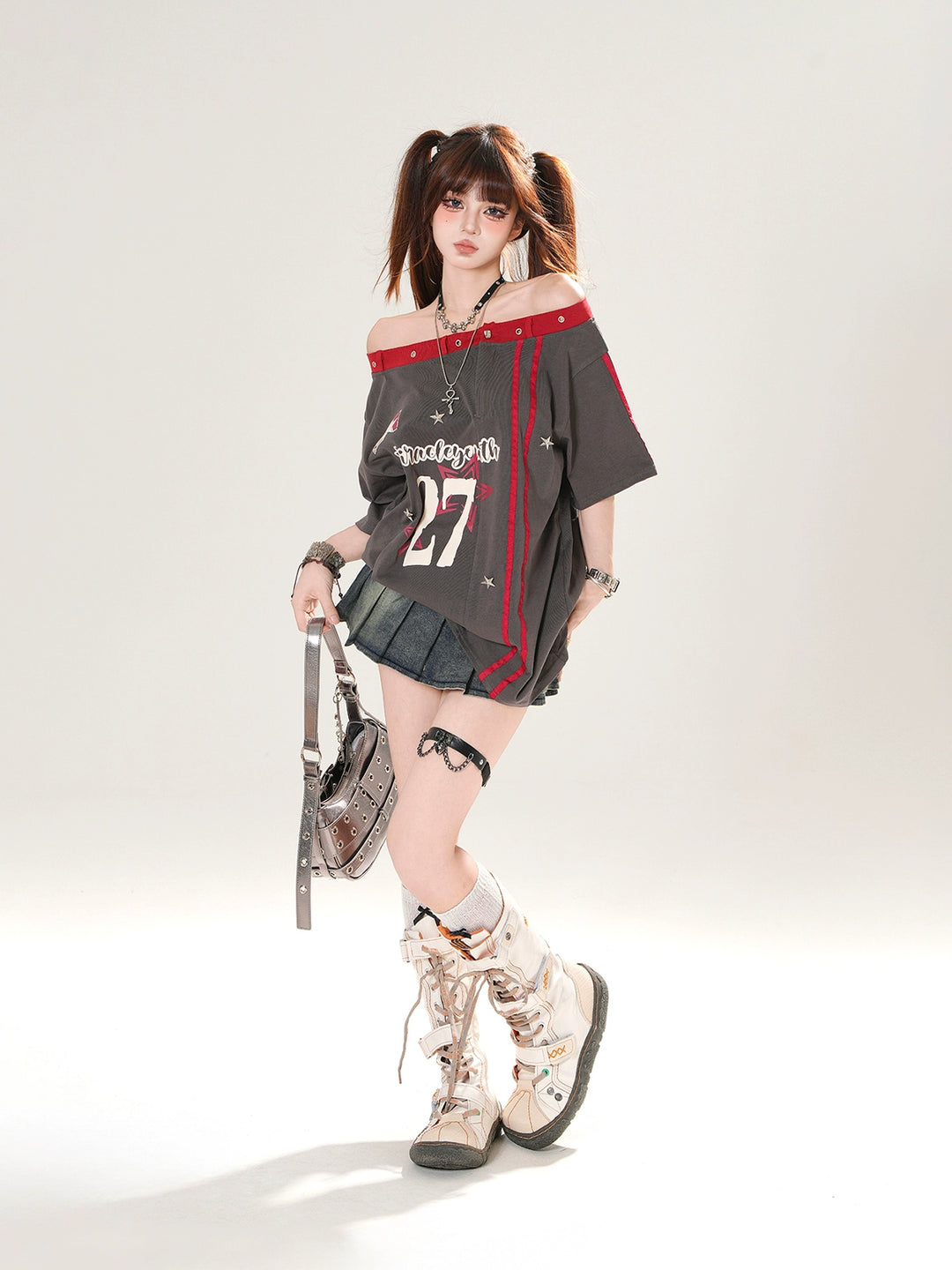 Off-Shoulder Graphic Loose Fit T-Shirt