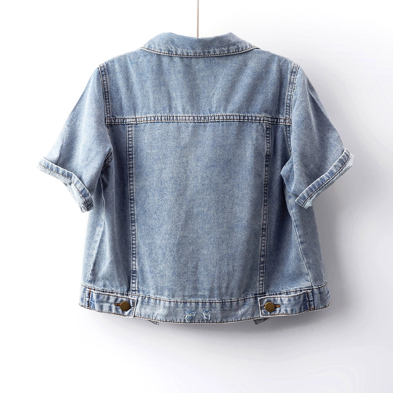 جاكيت جينز ضيق بأكمام قصيرة