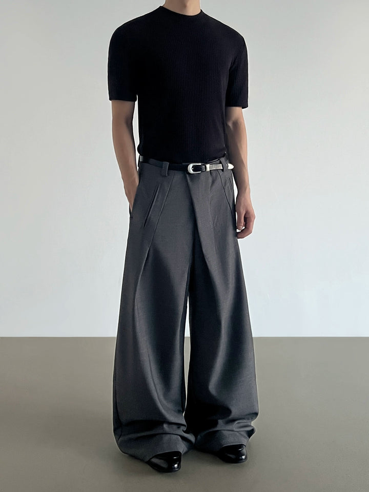 Loose Pleated Wide-Leg Pants