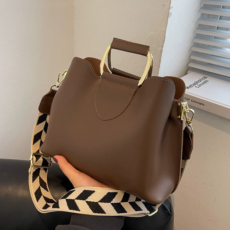 Large Capacity Bucket Shoulder Messenger Bag