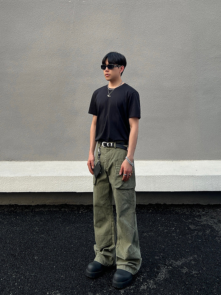 Multi-Pocket Wide-Leg Jeans