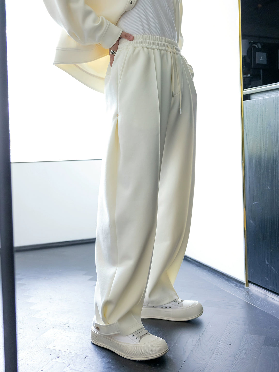 Wide-Leg Elastic Waist Casual Pants