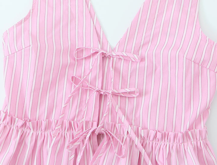 طقم قميص مزخرف بأشرطة وسروال قصير