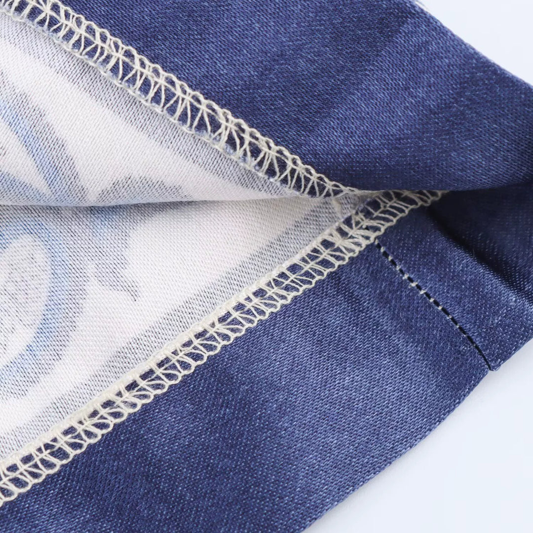 שורטס מודפסים בשקית נייר סטן