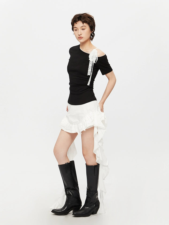 Lace Oblique Shoulder Slim Fit T-shirt