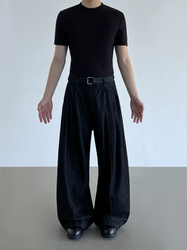 Weite, lockere Jeanshose