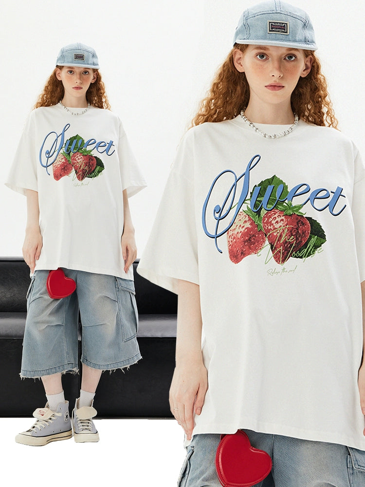 ストロベリープリントのルーズショートスリーブTシャツ