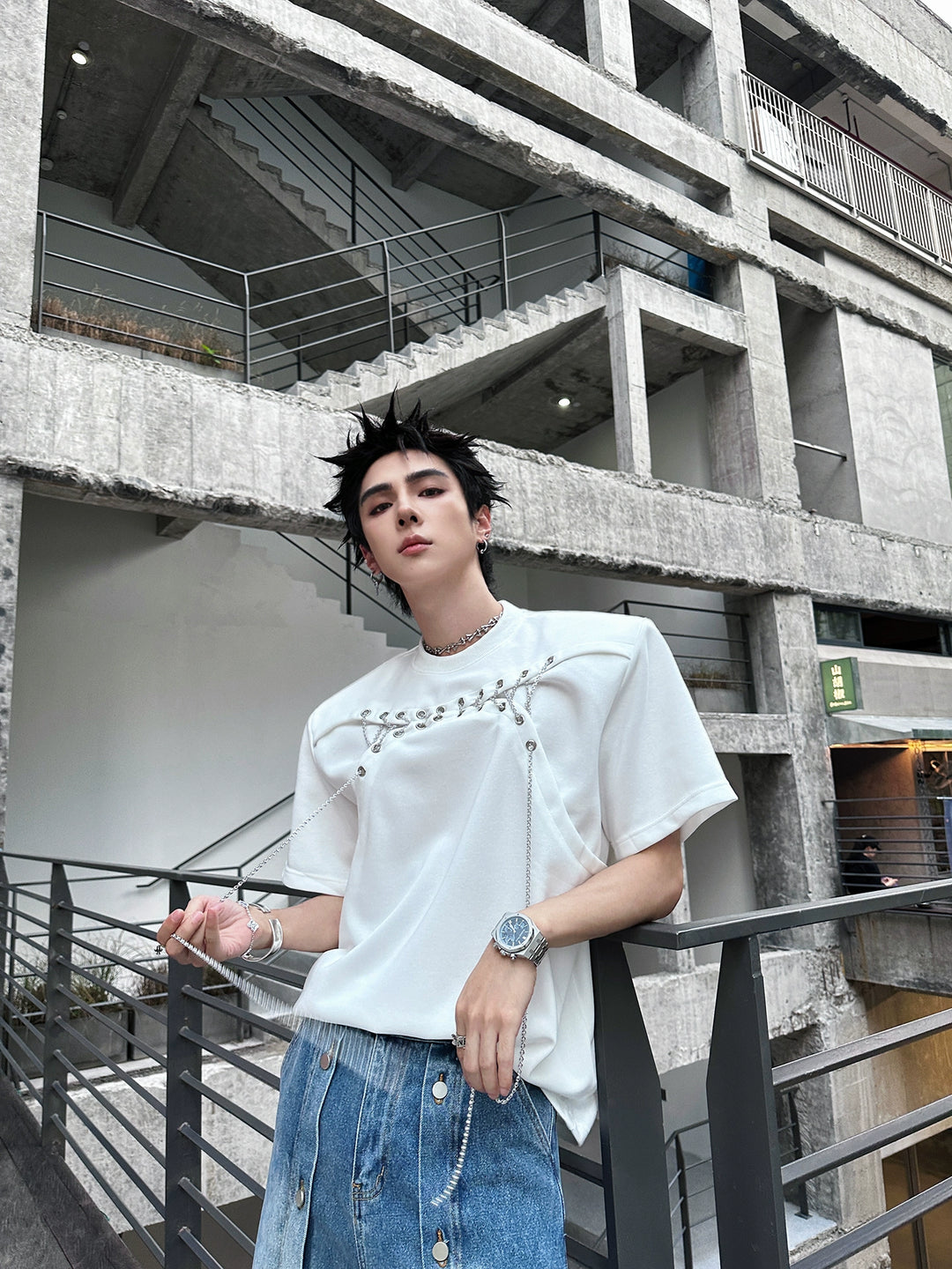 Short Sleeve Loose Fit Chain T-shirt