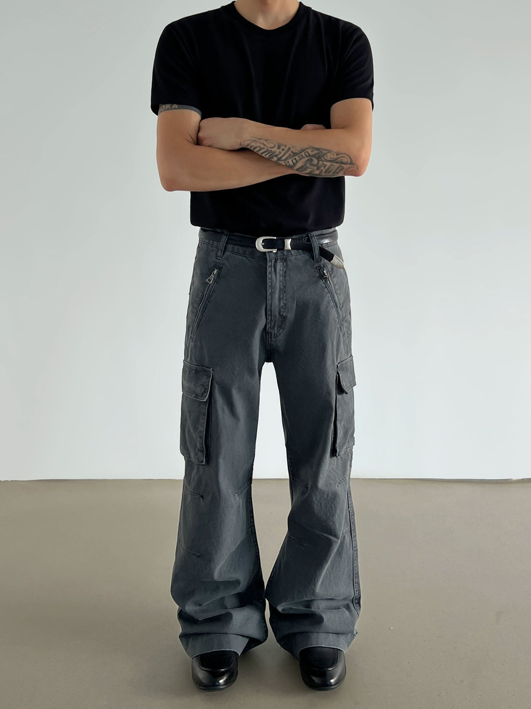 Multi-Pocket Casual Flared Cargo Pants