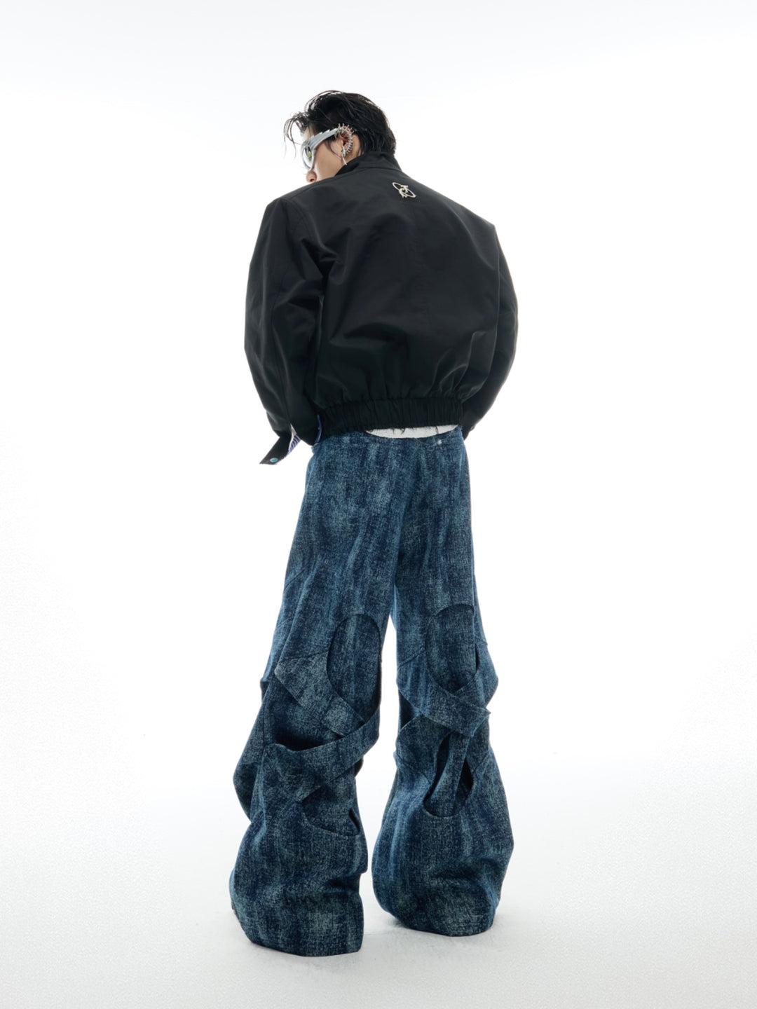 Pleated Textured Straight-leg Jeans