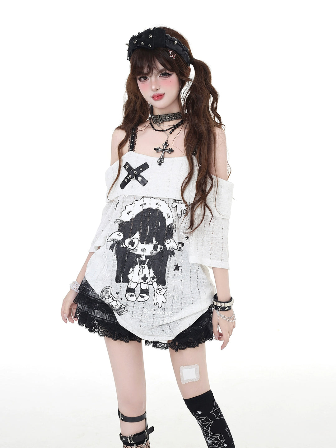 Cartoon Graphic Off-Shoulder Loose T-Shirt