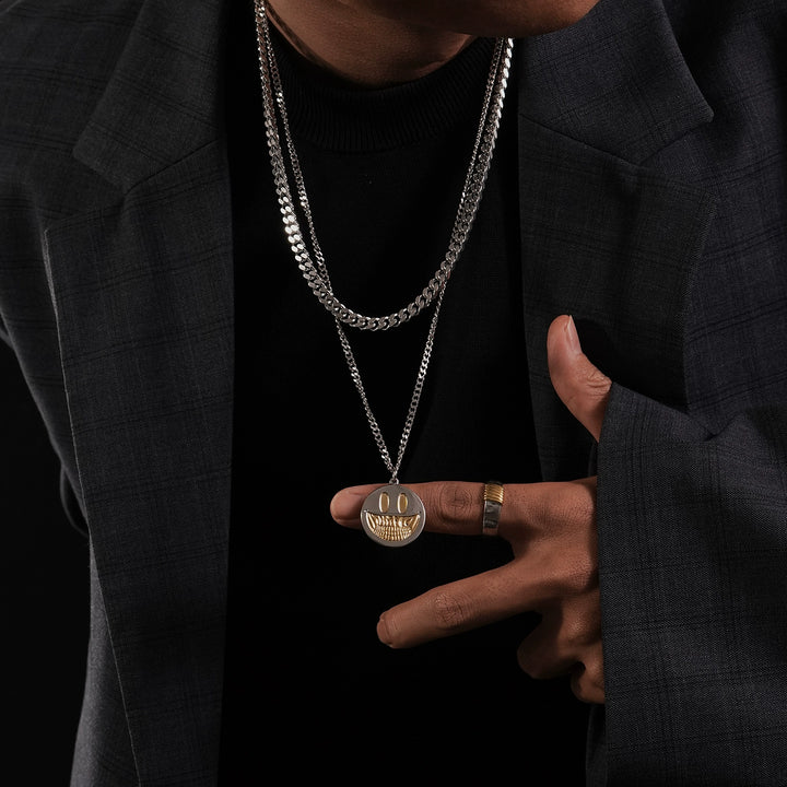 Přívěsek na náhrdelník s úsměvem lebky démona