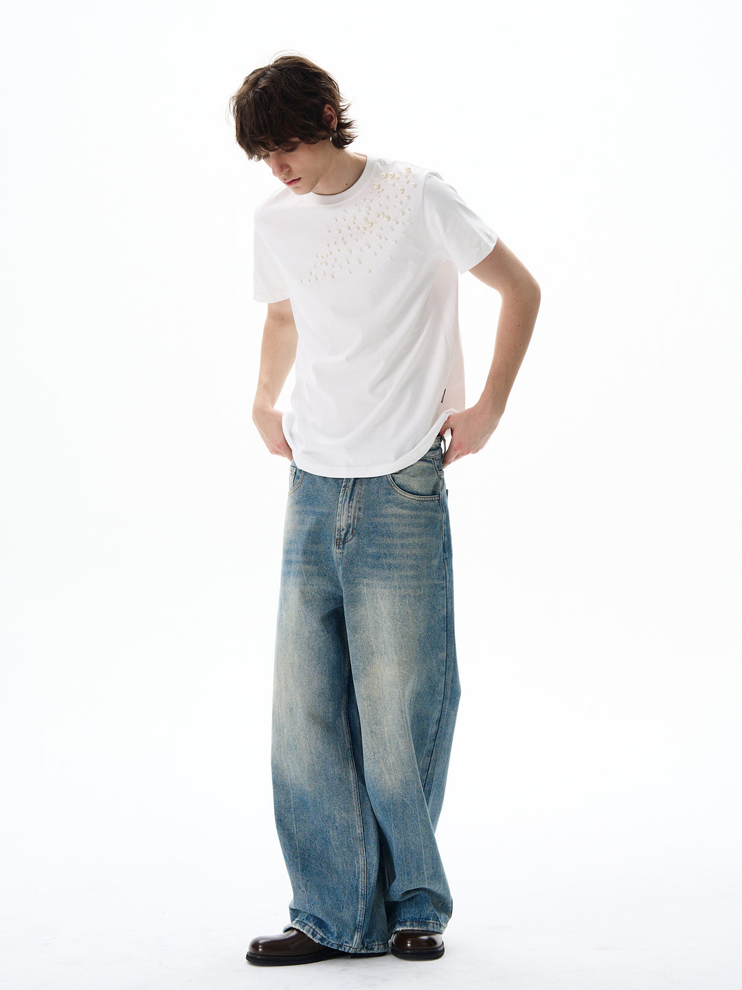 T-shirt dritta retro con perle