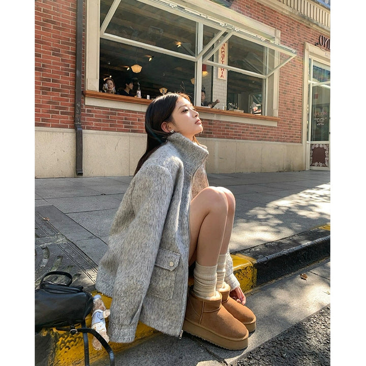 Short Woolen Coat with Large Pockets