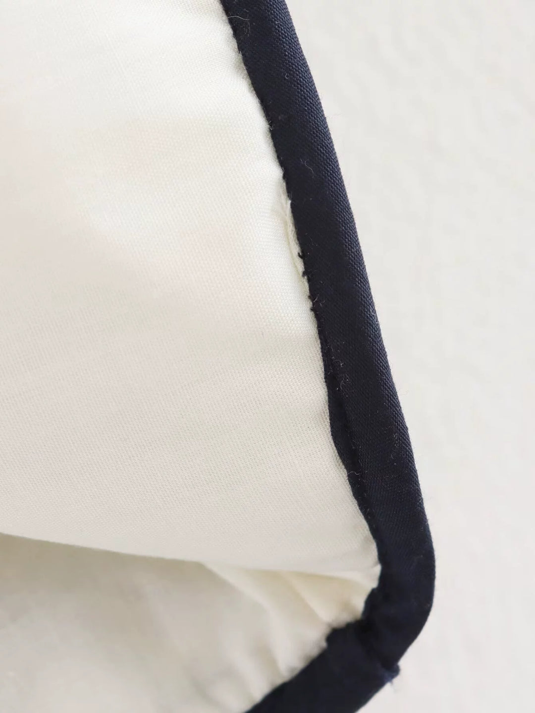 刺繍入りオープンフロントキルティングカーディガンジャケット