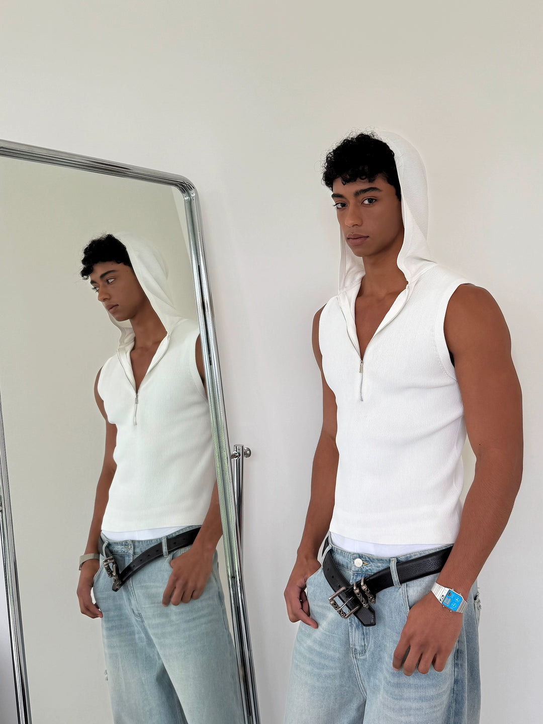 Sleeveless Zip Hooded Knit Vest