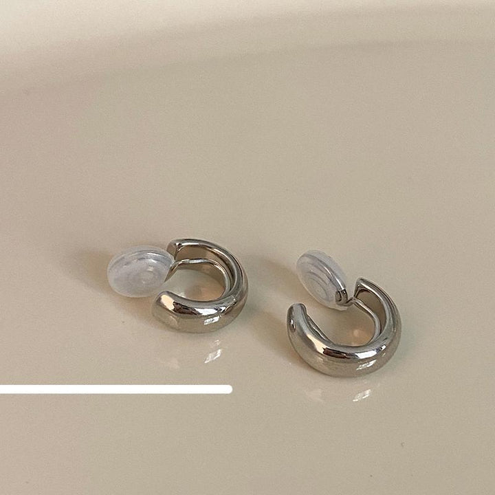 C-Shaped Earring Clip