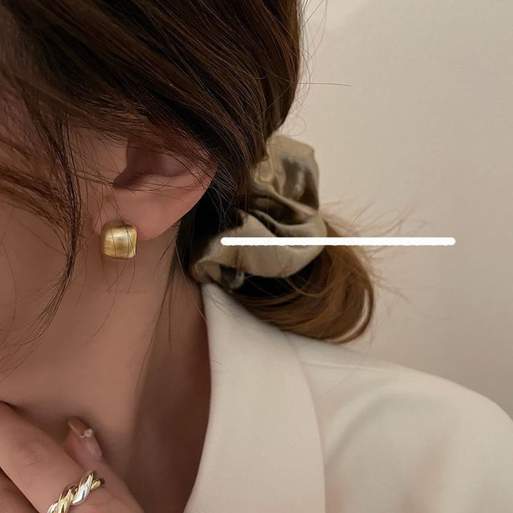 Retro Semi-Circular Earrings