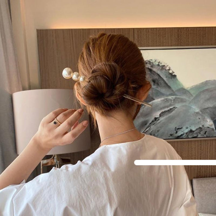 Vintage Pearl Hairpin