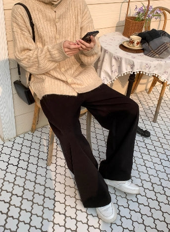 Pantalons décontractés en laine plissée à coupe droite 