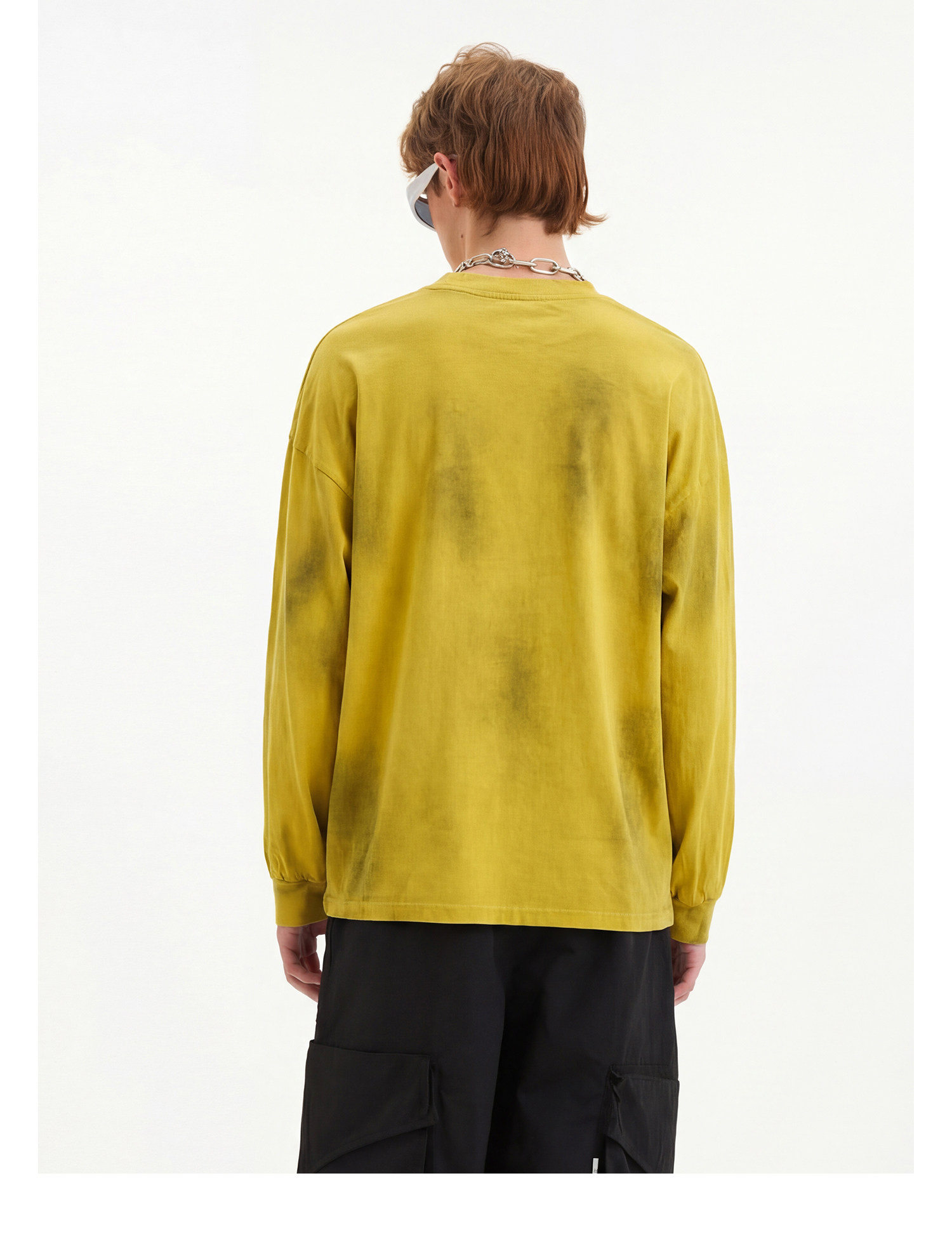 Sudadera de manga larga con estampado de carta desgastada 