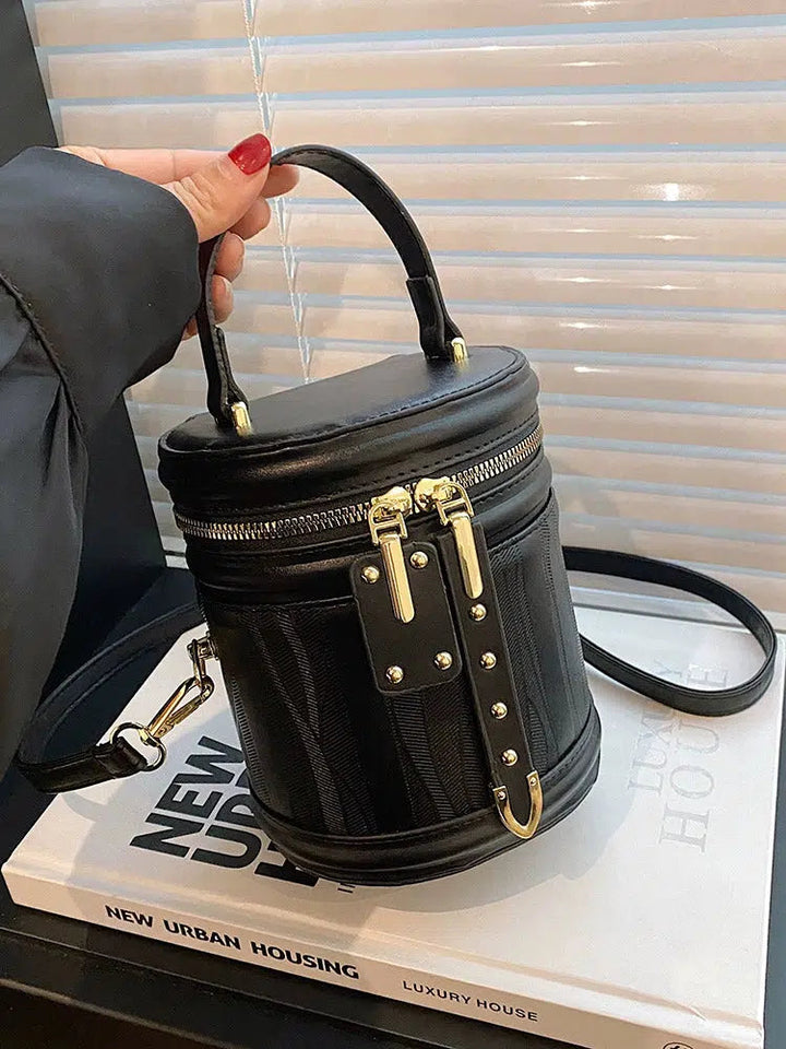 Adjustable Strap Bucket Shaped Bag
