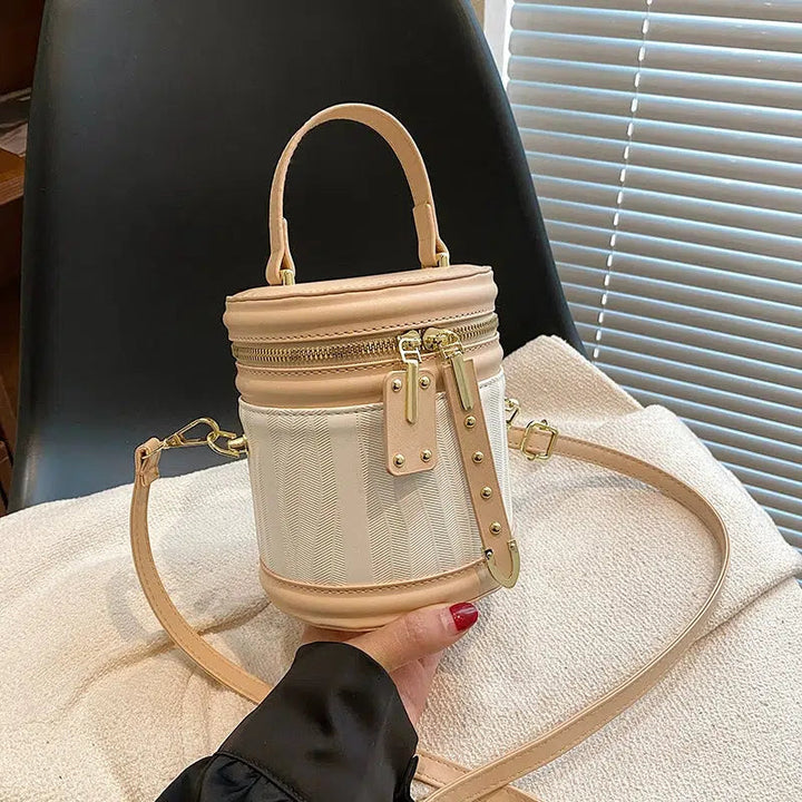 Adjustable Strap Bucket Shaped Bag