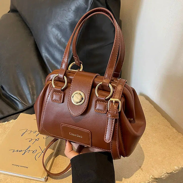 Adjustable Strap Sleek Shoulder Handbag